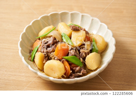 Basic Nikujaga (Beef and potatoes) 122285606