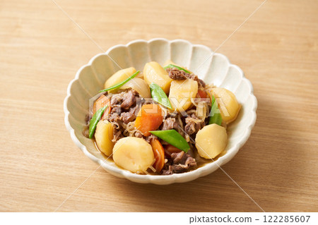 Basic Nikujaga (Beef and potatoes) Basic Nikujaga (Beef and potatoes) 122285607