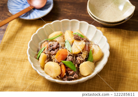 Basic Nikujaga (Beef and potatoes) Basic Nikujaga (Beef and potatoes) 122285611