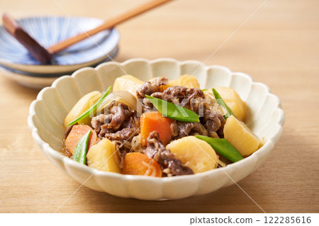 Basic Nikujaga (Beef and potatoes) 122285616