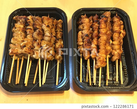 香噴噴的烤雞肉串皮【帶回家裝】 122286171
