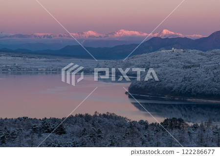 【山梨縣】從山中湖全景平台眺望冬季的南阿爾卑斯山 【山梨縣】從山中湖全景平台眺望冬季的南阿爾卑斯山 122286677