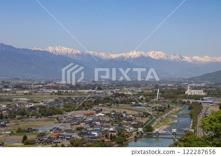 松本盆地（長野縣松本市） 122287656