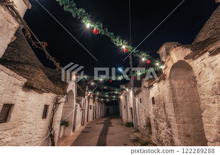 Night Scenery of Trulli Alberobello Night Scenery of Trulli Alberobello 122289288