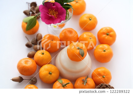 Cute and round small mandarin oranges (3-4cm, 3:2) Cute and round small mandarin oranges (3-4cm, 3:2) 122289322