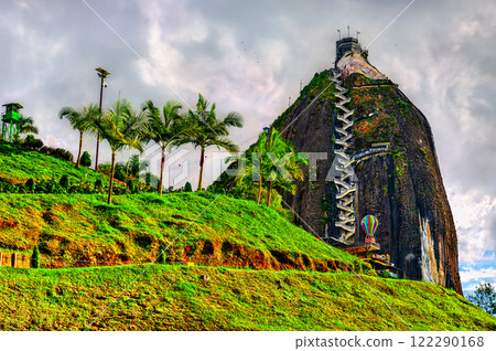 The Rock of Guatape, a landmark inselberg and a major tourist destination in Antioquia, Colombia 122290168