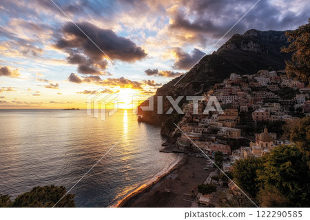Positano Amalfi Coast Sunset View 122290585