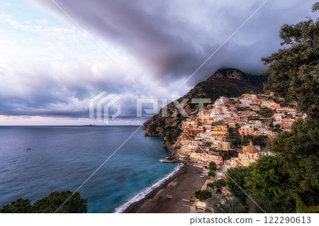 Positano Amalfi Coast Sunrise View 122290613