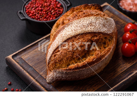 Homemade fresh crispy wholemeal bread Homemade fresh crispy wholemeal bread 122291067