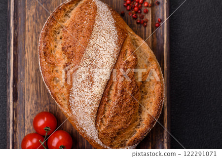 Homemade fresh crispy wholemeal bread 122291071