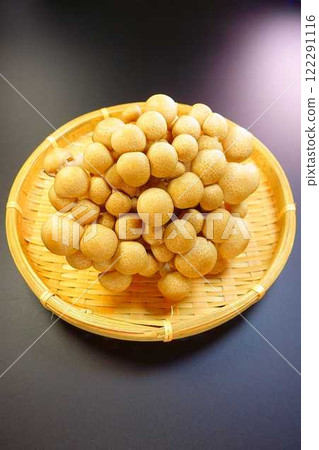 Bunashimeji mushroom Bunashimeji mushroom 122291116