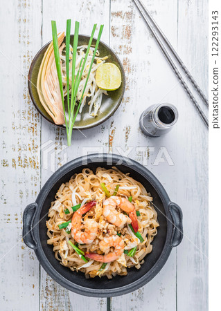 noodles with meat in soup 122293143