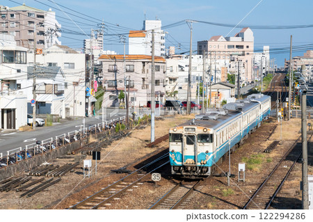 [德島站] 高德線普通列車進入德島站 122294286