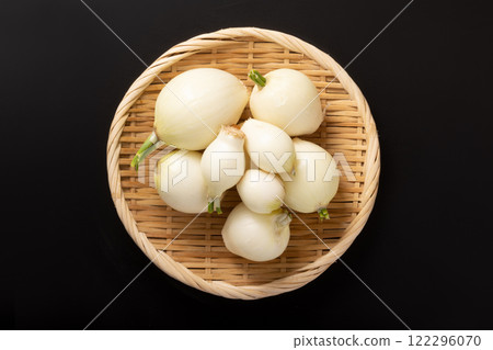 Onion Onion 122296070