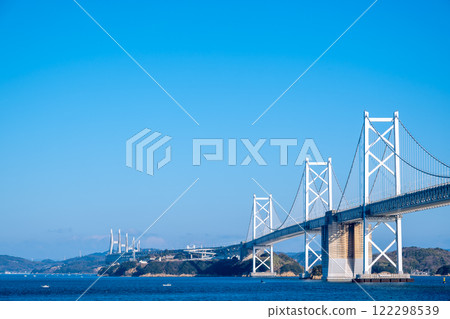 The Seto Ohashi Bridge and blue sky seen from the Seto Ohashi Memorial Park 122298539