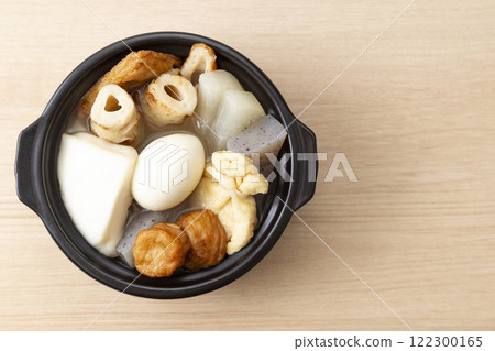 A single serving of oden on the table 122300165