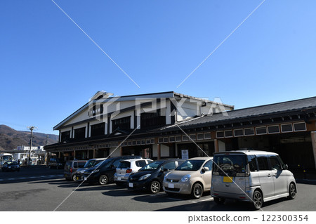 Shimo-Suwa Station, Shimo-Suwa Town, Suwa District, Nagano Prefecture 122300354