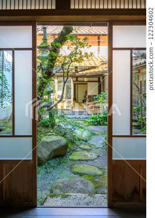 Traditional Japanese townhouse architecture remains to this day. Photographed in Kurayoshi, Tottori Prefecture 122304602