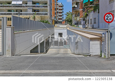 Underground Garage Parking 122305138