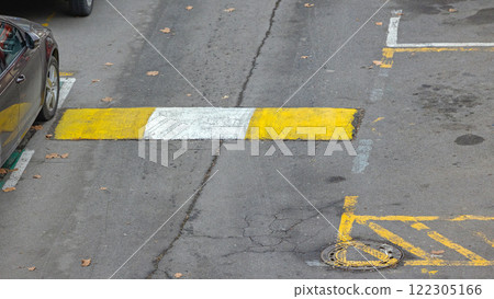 Concrete Speed Bump Device 122305166