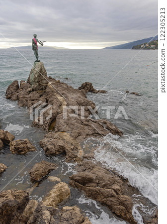 Maiden Statue Seagull Rocks Maiden Statue Seagull Rocks 122305213