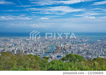 [從眉山展望台眺望德島市全景] 德島縣德島市眉山町毛助原 122306805