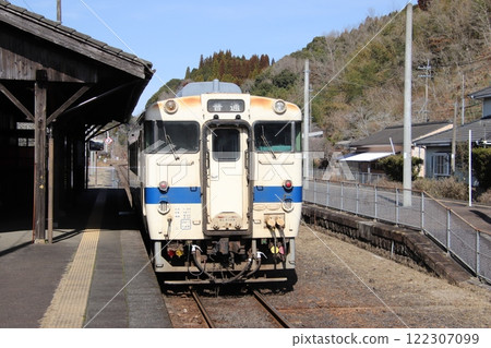JR Kyushu Osumi Yokokawa Station Kiha 40 JR Kyushu Osumi Yokokawa Station Kiha 40 122307099