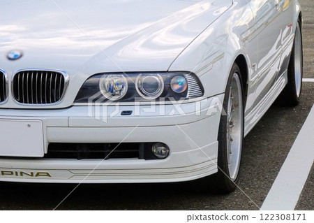 Imported car image: BMW 5 Series Alpina front mask Imported car image: BMW 5 Series Alpina front mask 122308171