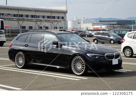 Imported car BMW 3 Series Touring Alpina specification Imported car BMW 3 Series Touring Alpina specification 122308175