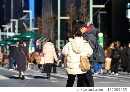 Scenery of the pedestrian precinct in Ginza Scenery of the pedestrian precinct in Ginza 122309465
