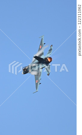 航空自衛隊 F-2A 支援戰鬥機在百里基地航空節 122311062