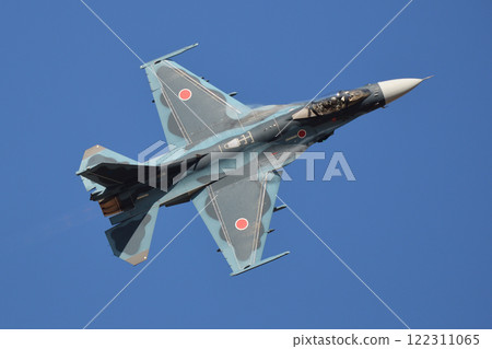 航空自衛隊 F-2A 支援戰鬥機在百里基地航空節 122311065