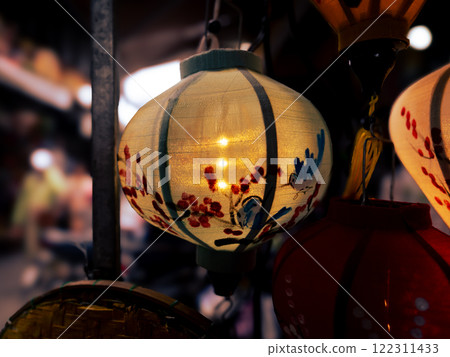 Lanterns in Hoi An, Vietnam 122311433