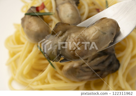 Oyster oil pasta 122311962