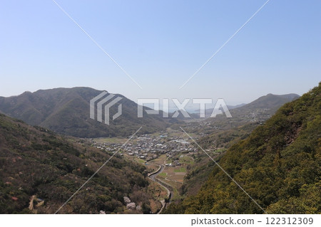 狼從山上 122312309