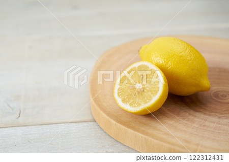 Lemon white background Lemon white background 122312431