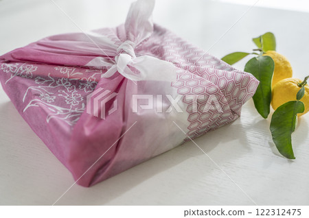 New Year's food wrapped in a furoshiki 122312475