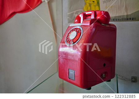 復古紅色電話 復古紅色電話 122312885