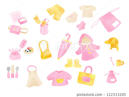 Illustrations of kindergarten and nursery school goods in pink 122313285