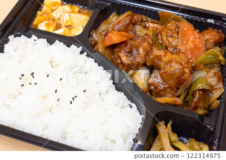 美味的中國菜,糖醋肉便當 美味的中國菜,糖醋肉便當 122314975
