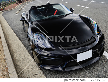 有光澤的黑色敞篷車 122315132