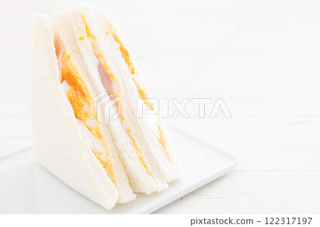 Delicious ham and egg sandwich Delicious ham and egg sandwich 122317197