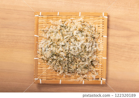 海苔沙丁魚(沙丁魚片加海藻) 海苔沙丁魚(沙丁魚片加海藻) 122320189