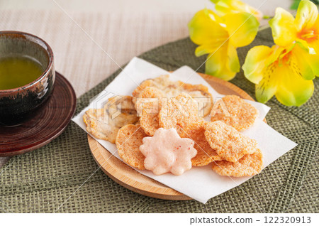 Tea and rice crackers at tea time 122320913