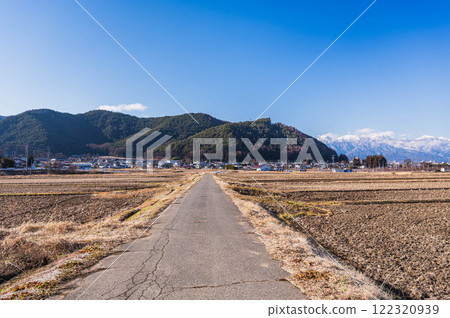 Rural village and straight roads 122320939