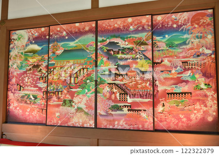 Daihonzan Zuishin-in Temple, Noh Room, Ono no Komachi sliding door painting (Yamashina Ward, Kyoto City) Daihonzan Zuishin-in Temple, Noh Room, Ono no Komachi sliding door painting (Yamashina Ward, Kyoto City) 122322879