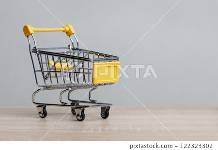 Shopping cart with yellow details indoor 122323302