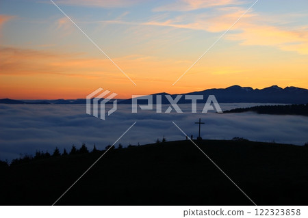 Endless Road Camino (Santiago Pilgrimage) Endless Road Camino (Santiago Pilgrimage) 122323858