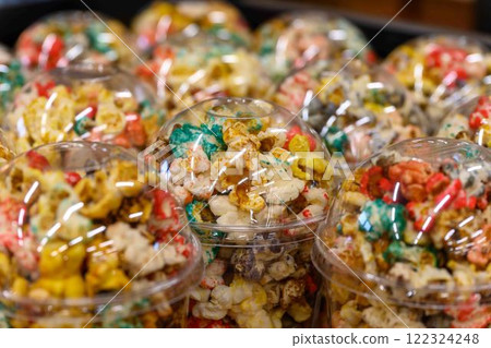 Inside the store (colorful popcorn) "Roadside station Tsujunbashi, located right in front of Yamato Tsujunbashi IC" Yamato Town, Kamimashiki District 122324248
