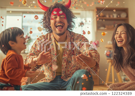 與家人一起享受節分吧！一個帶有紅色惡魔爸爸和微笑的現代插圖 122324389